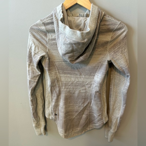 Lululemon Jacket Size 4 - Picture 9 of 13